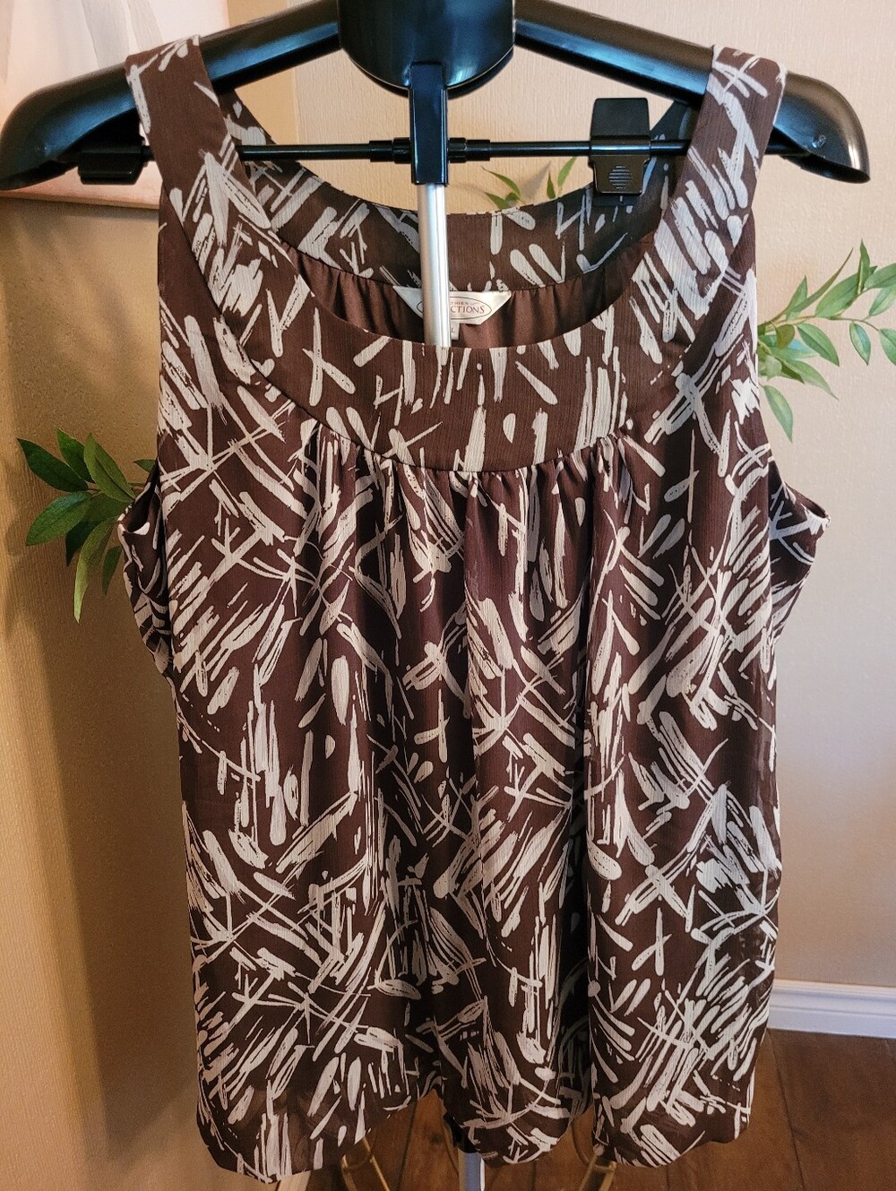 Northern Reflections Brown and White Abstract Tank